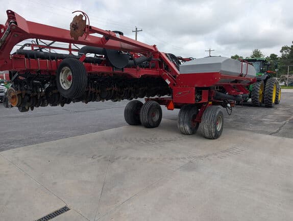 Image of Case IH 1240 equipment image 4