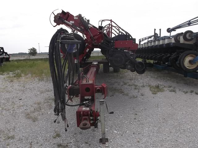 Image of Case IH 1240 equipment image 1