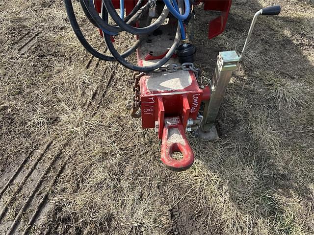 Image of Case IH 1240 equipment image 2