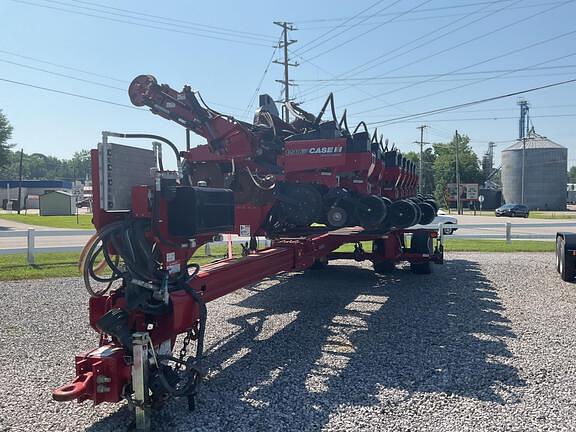 Image of Case IH 1240 equipment image 1