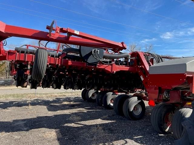 Image of Case IH 1240 Image 1