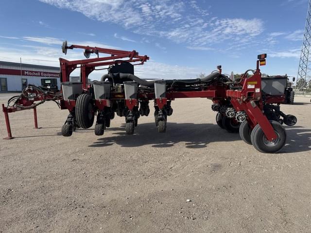 Image of Case IH 1250 equipment image 2