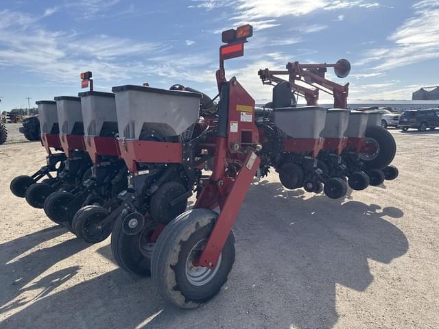 Image of Case IH 1250 equipment image 1