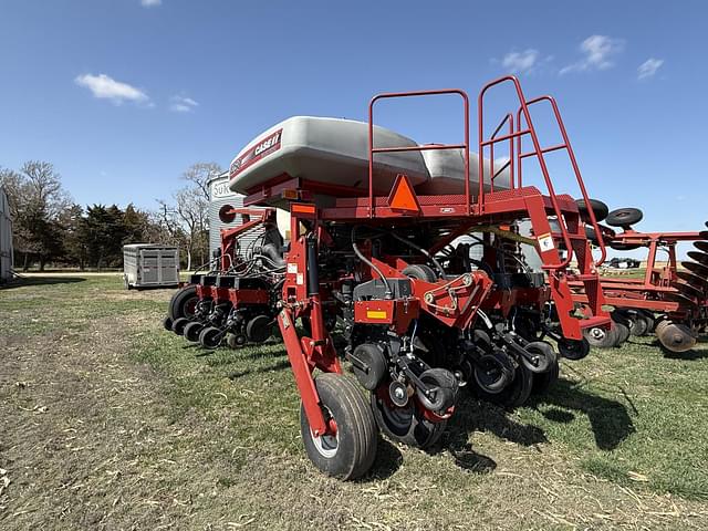 Image of Case IH 1250 equipment image 2