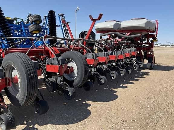 Image of Case IH 1250 equipment image 4