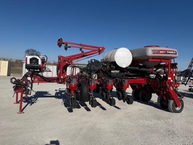 Image of Case IH 1250 equipment image 1