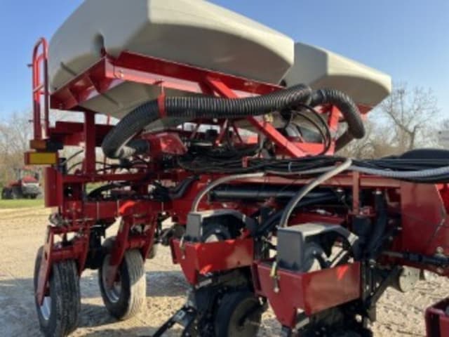 Image of Case IH 1250 equipment image 3