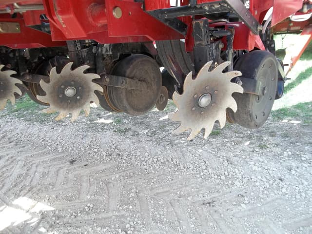 Image of Case IH 1250 equipment image 4