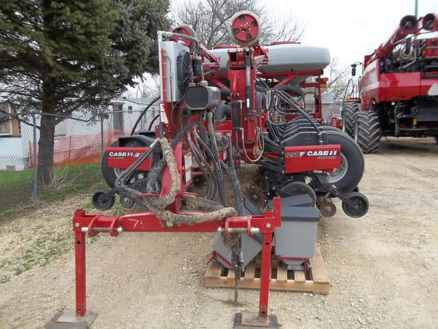 Image of Case IH 1250 equipment image 1