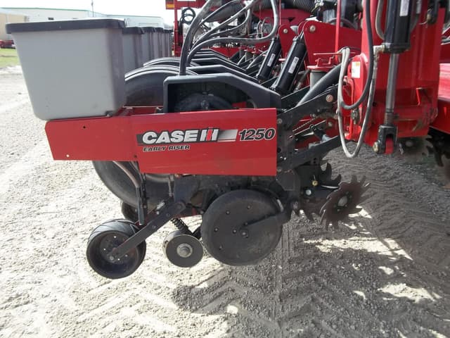 Image of Case IH 1250 equipment image 2