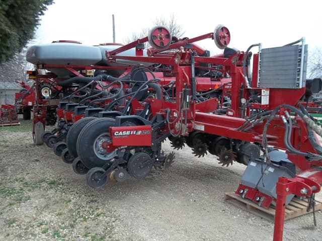 Image of Case IH 1250 equipment image 2