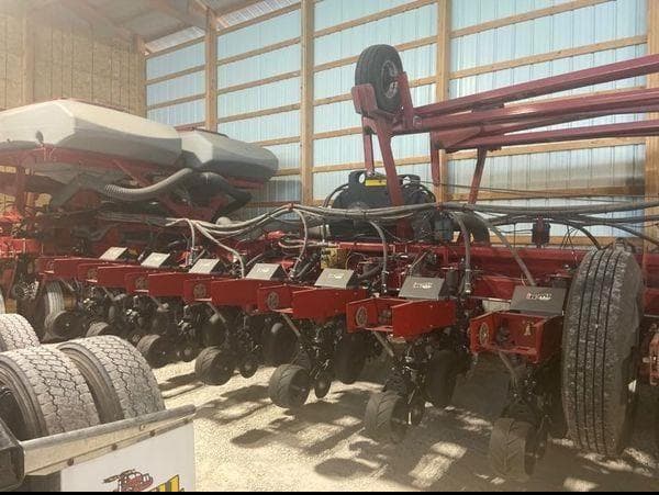 Image of Case IH 1250 equipment image 1