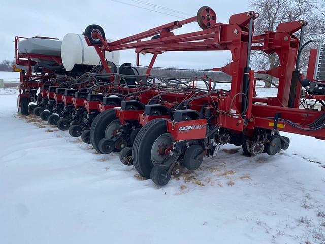 Image of Case IH 1250 equipment image 1