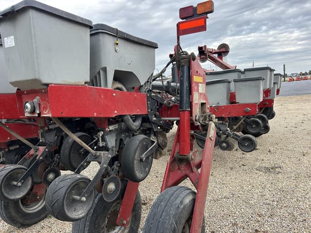 Image of Case IH 1250 equipment image 2