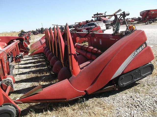 Image of Case IH 3208 equipment image 2