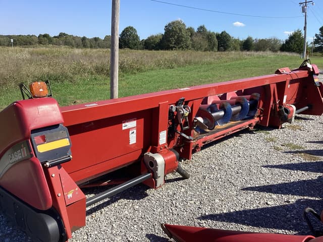 Image of Case IH 3208 equipment image 4