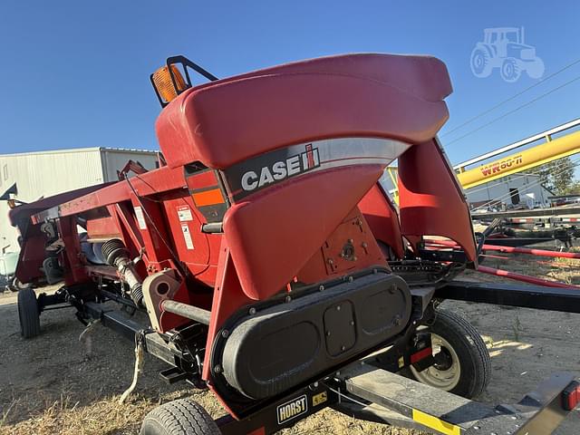 Image of Case IH 3208 equipment image 4