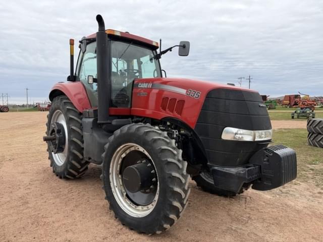 Image of Case IH Magnum 335 equipment image 2