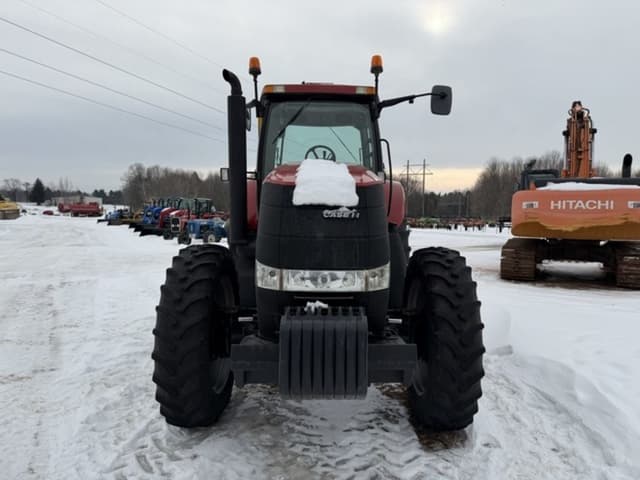 Image of Case IH Magnum 335 equipment image 1