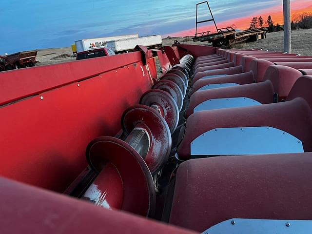 Image of Case IH 3412 equipment image 2