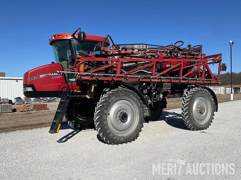 Image of Case IH Patriot 4420 Primary image