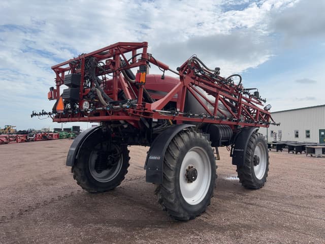Image of Case IH Patriot 4420 equipment image 4