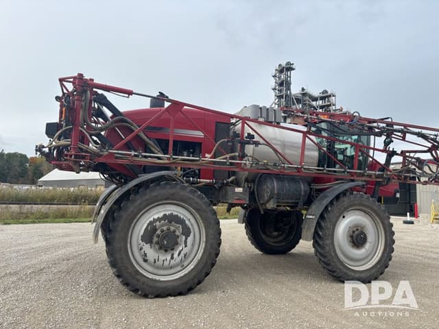 Image of Case IH Patriot 4420 equipment image 4
