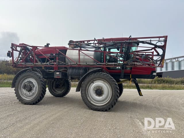 Image of Case IH Patriot 4420 equipment image 2