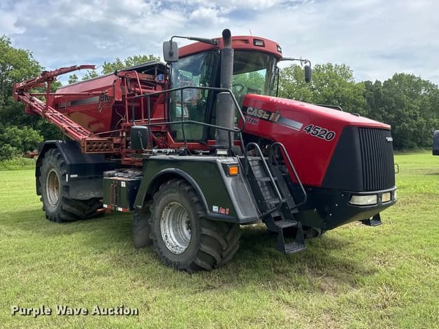 Image of Case IH Titan 4520 equipment image 2