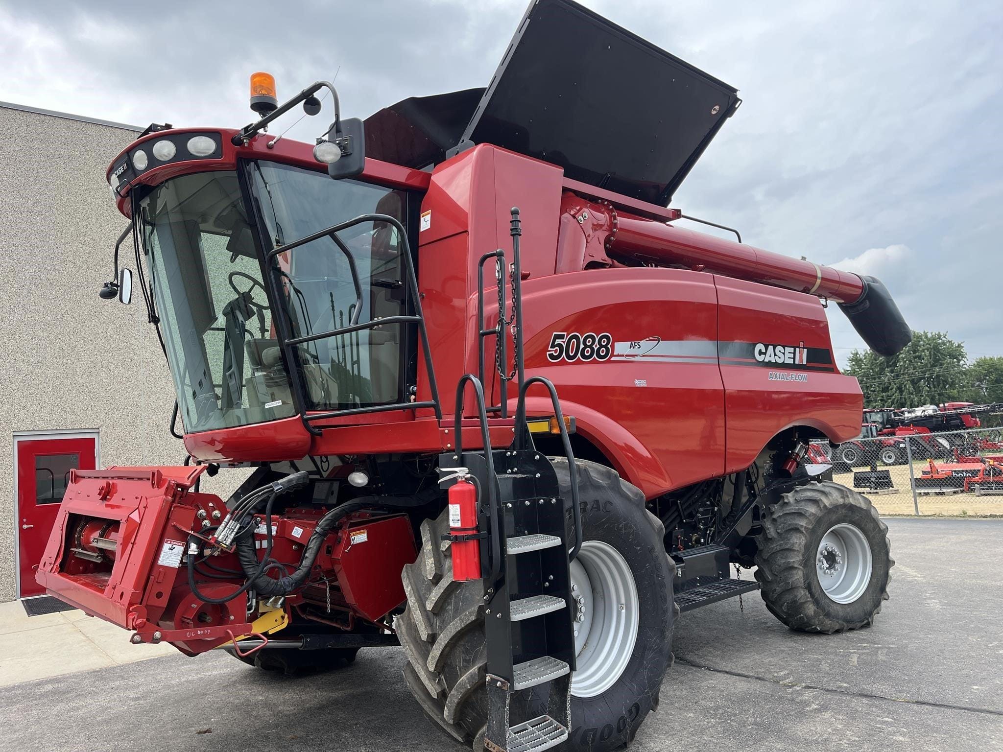 2009 Case IH 5088 Equipment Image0