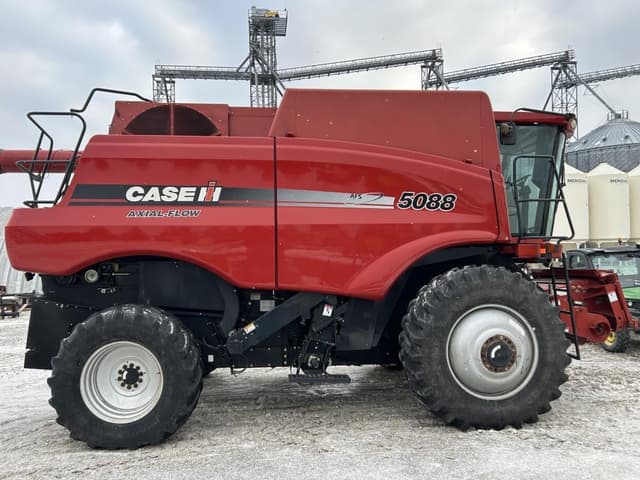 Image of Case IH 5088 equipment image 2