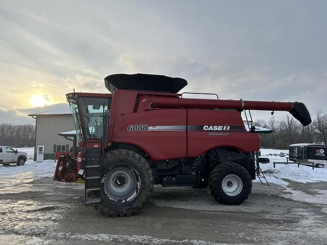 Image of Case IH 6088 equipment image 2