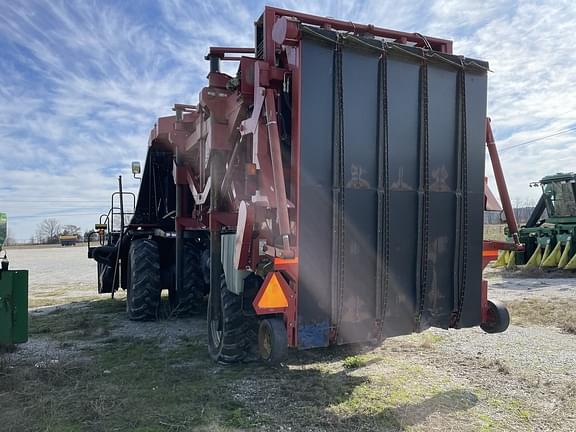 Image of Case IH 625 equipment image 2