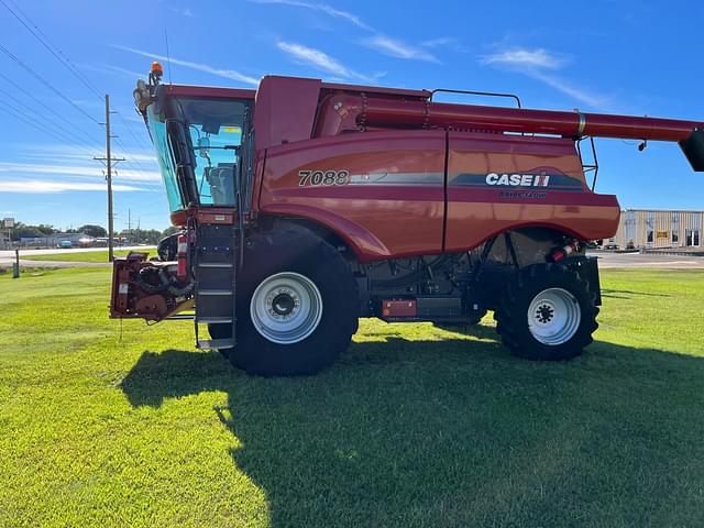 Image of Case IH 7088 equipment image 4