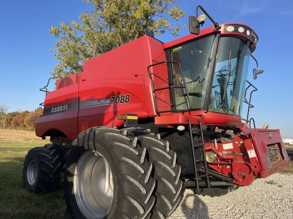 2009 Case IH 7088 Equipment Image0