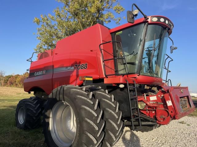 Image of Case IH 7088 equipment image 3