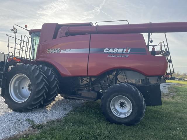 Image of Case IH 7088 equipment image 1