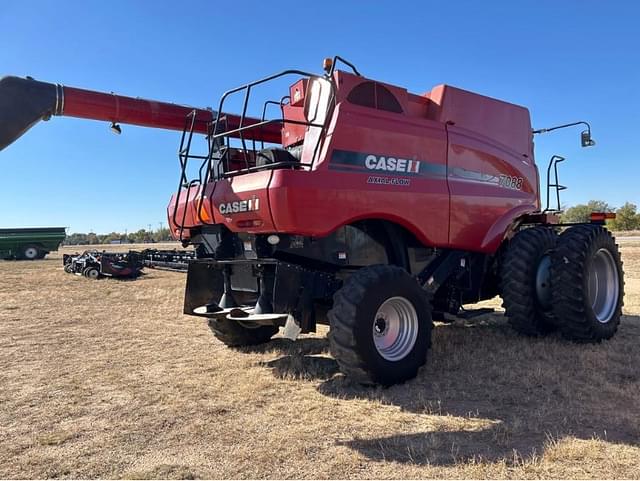 Image of Case IH 7088 equipment image 4