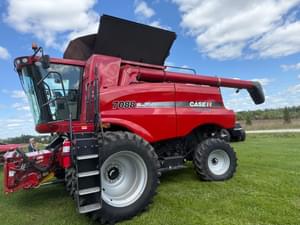 2009 Case IH 7088 Image
