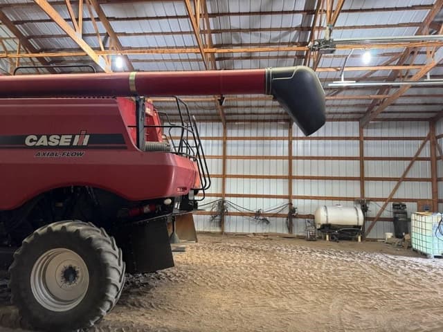 Image of Case IH 7088 equipment image 4