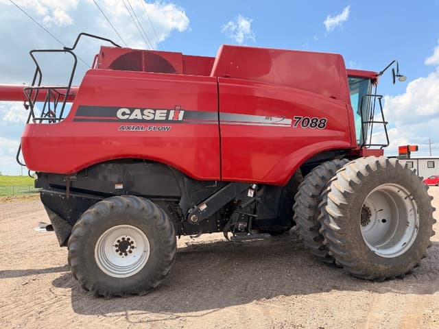 Image of Case IH 7088 equipment image 3