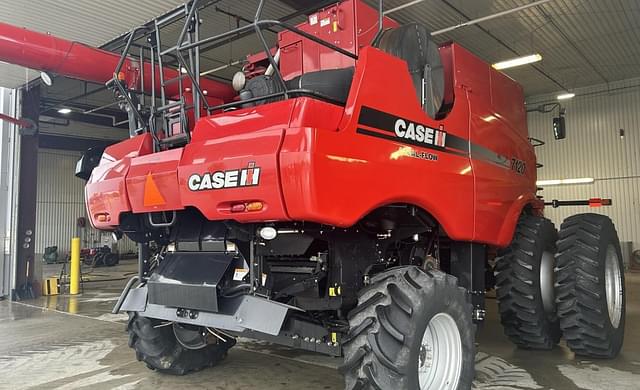 Image of Case IH 7120 equipment image 3