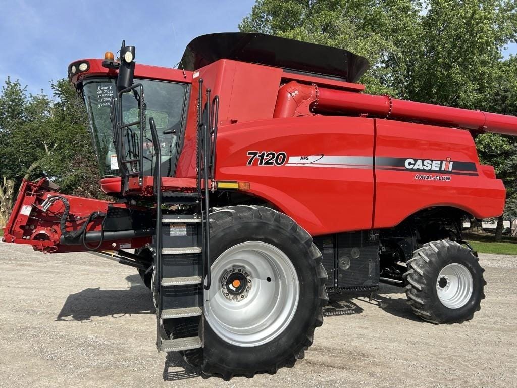 2009 Case IH 7120 Equipment Image0