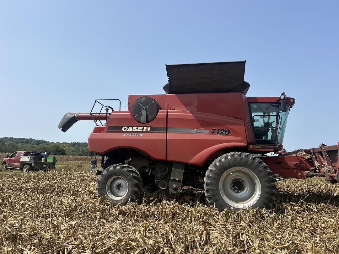 Image of Case IH 7120 Primary image