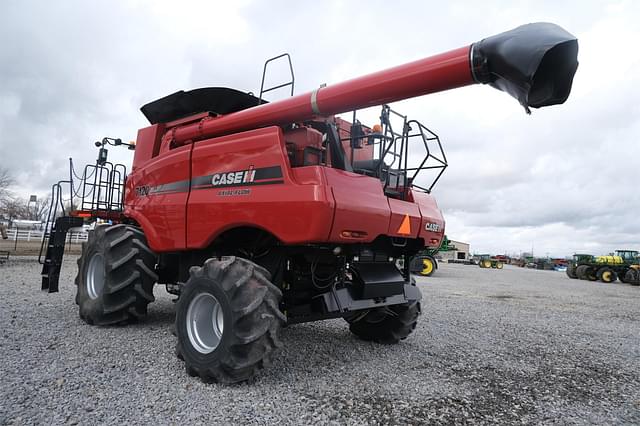 Image of Case IH 7120 equipment image 4