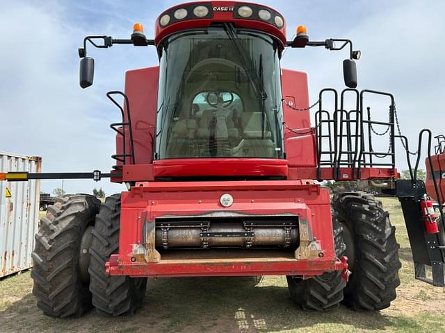 Image of Case IH 7120 equipment image 2