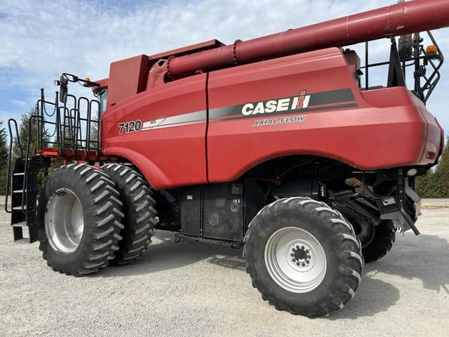 Image of Case IH 7120 equipment image 4
