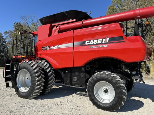Image of Case IH 7120 equipment image 4