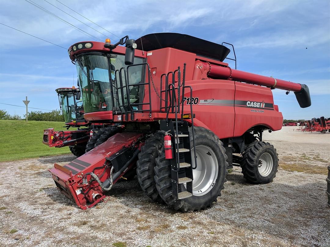 Image of Case IH 7120 Primary image