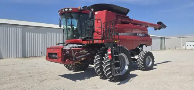 Image of Case IH 700 equipment image 1